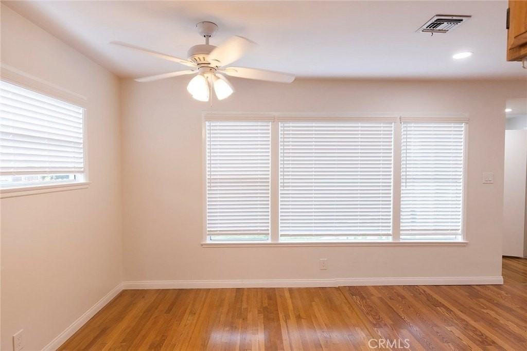 5310 Wilma St - Photo 5 of 28