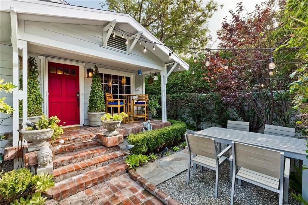 400 Norwich Dr - Photo 4 of 28