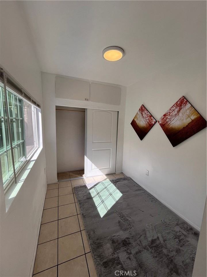 8561 Orion Ave - Photo 6 of 16