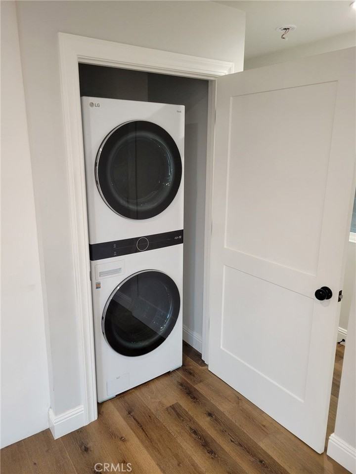 7702 Mason Ave - Photo 7 of 25