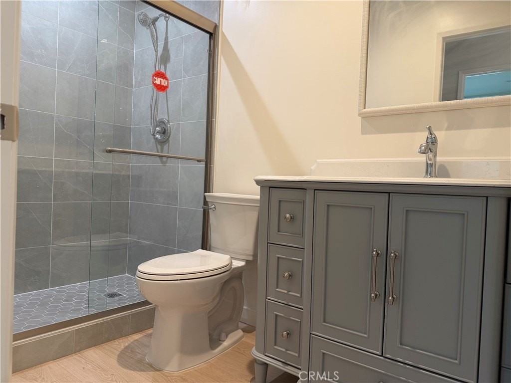 22524 Vanowen St - Photo 6 of 10