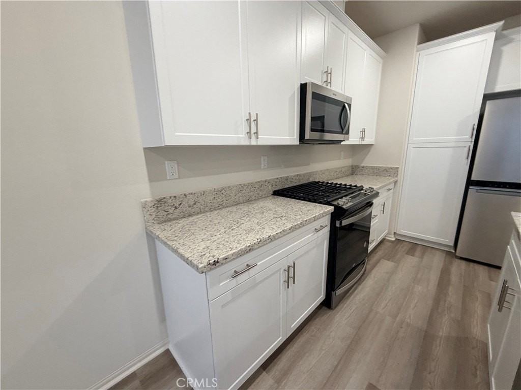 2731 Erebus Ct - Photo 5 of 21