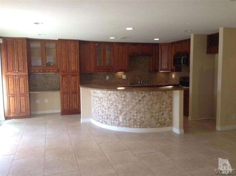 5256 Laurel Park Dr - Photo 3 of 3