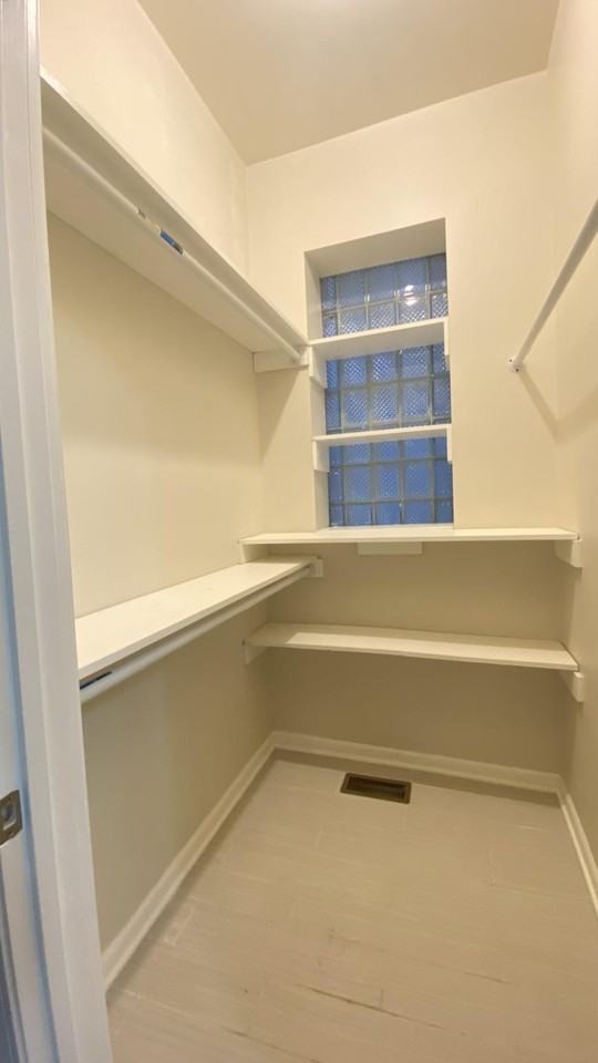 2641 W Haddon Ave - Photo 3 of 10