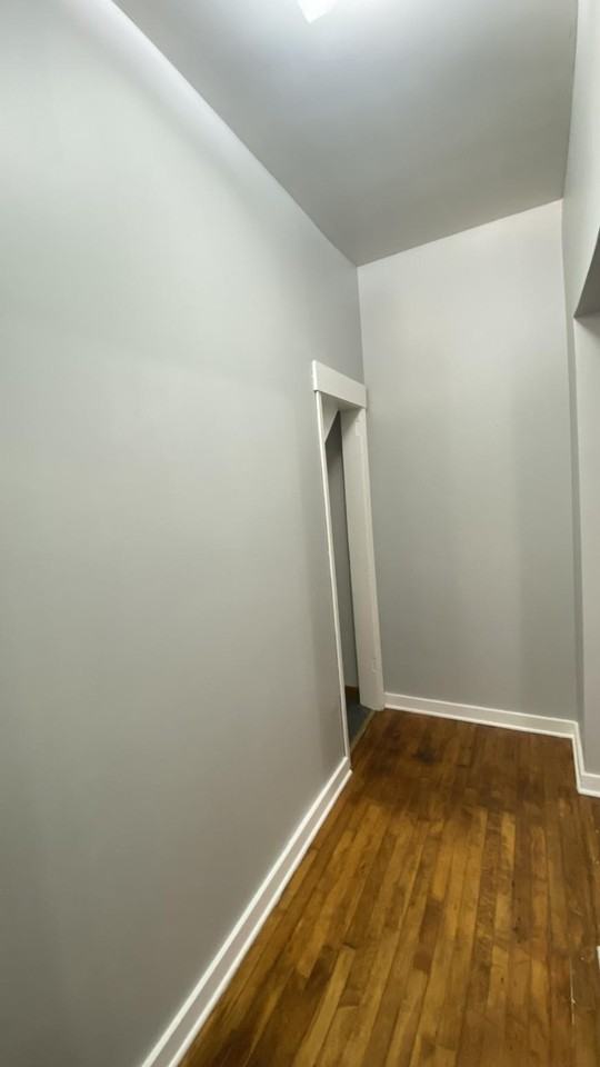 2641 W Haddon Ave - Photo 5 of 10