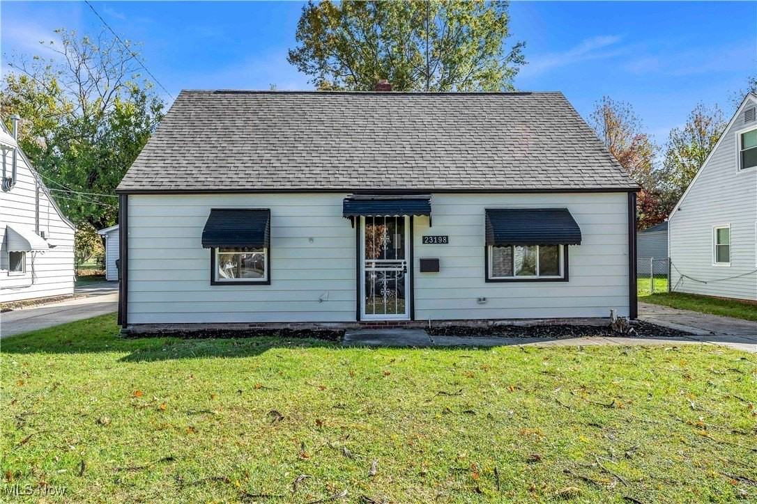 23198 Gay St - Photo 2 of 24