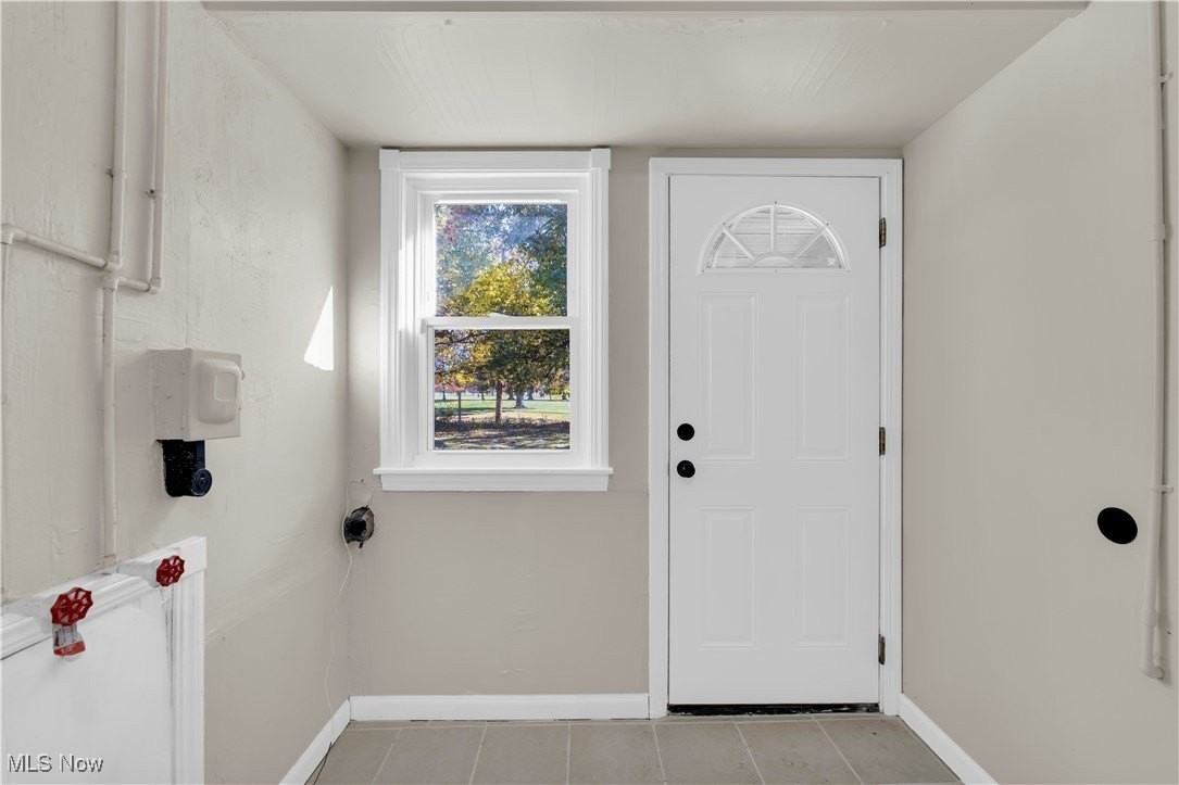 23198 Gay St - Photo 3 of 24