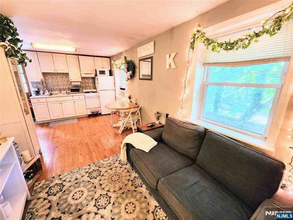 274 Franklin Turnpike Garage Apart - Photo 7 of 11