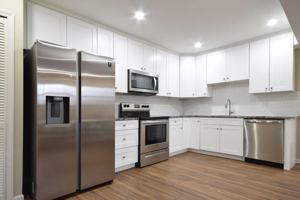 featured image of Hedgewood Dr