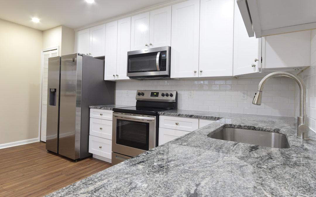 Hedgewood Dr - Photo 3 of 15