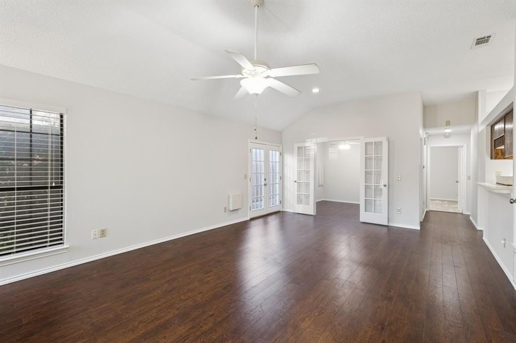 2 Cedar Elm Cir - Photo 5 of 27