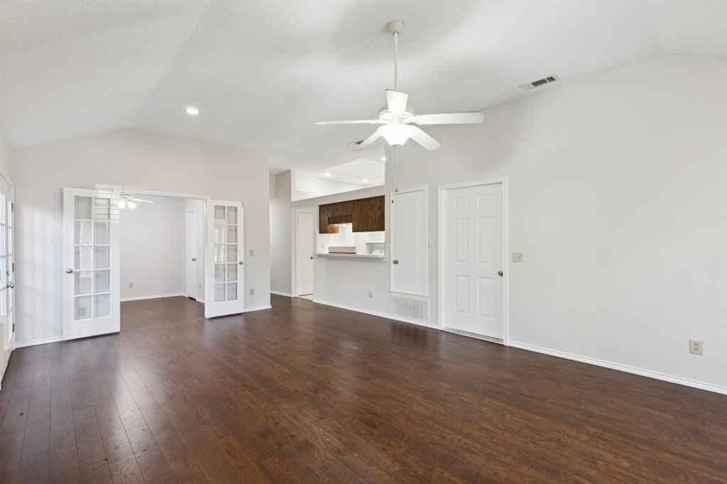 2 Cedar Elm Cir - Photo 6 of 27