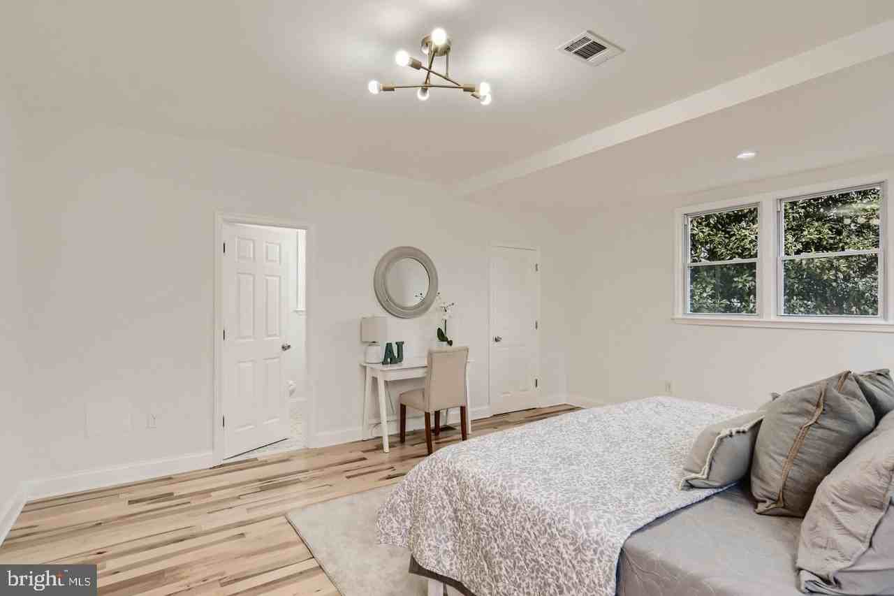 Harwood Ave - Photo 4 of 4