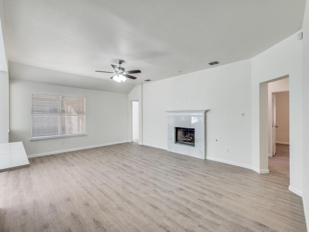 3108 Alcove Ln - Photo 3 of 25