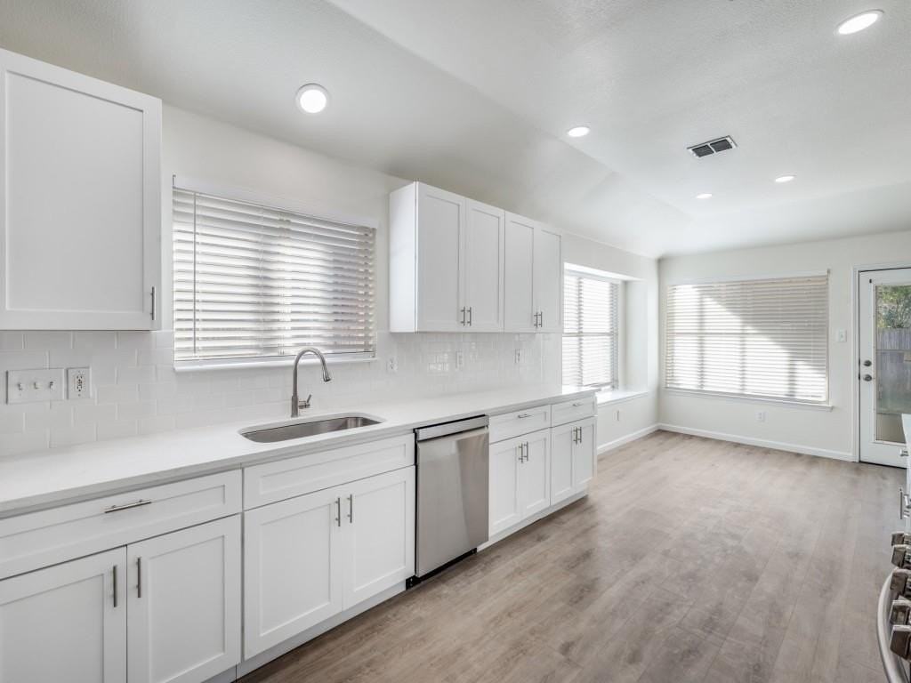 3108 Alcove Ln - Photo 7 of 25