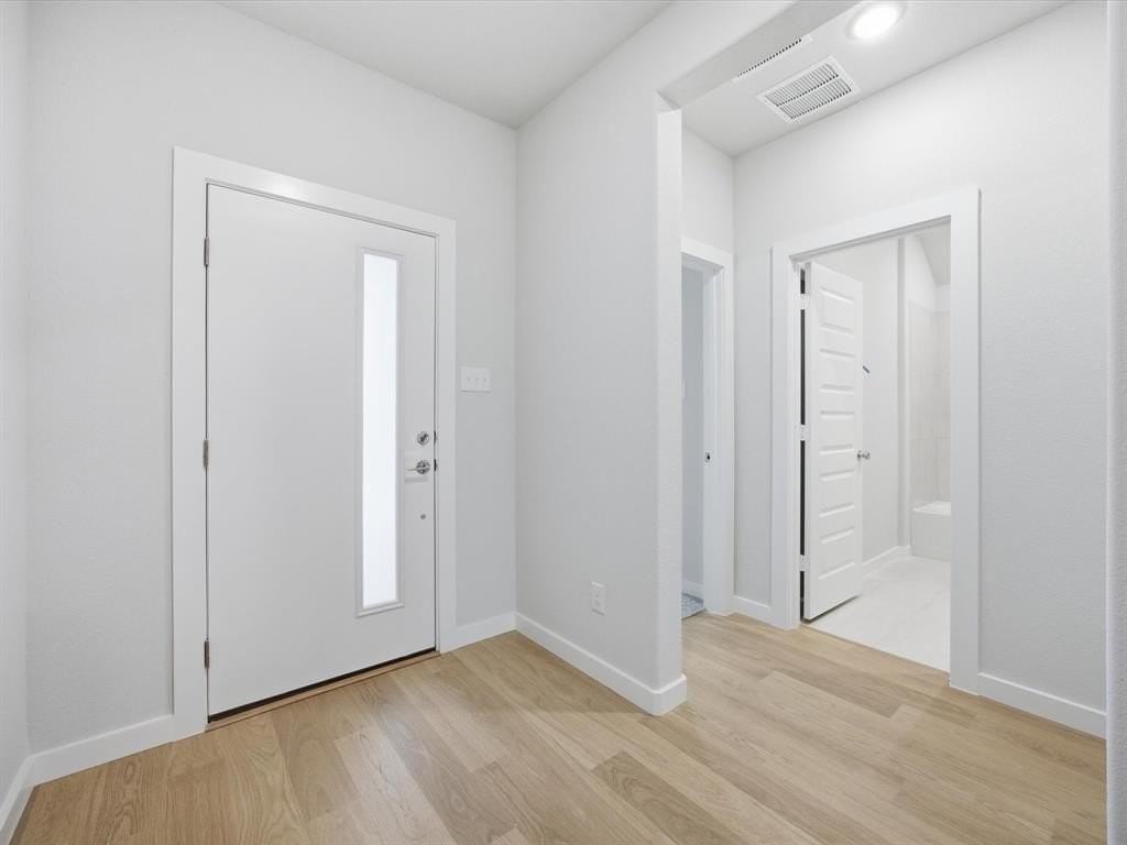 428 Blackwater Trl - Photo 7 of 30