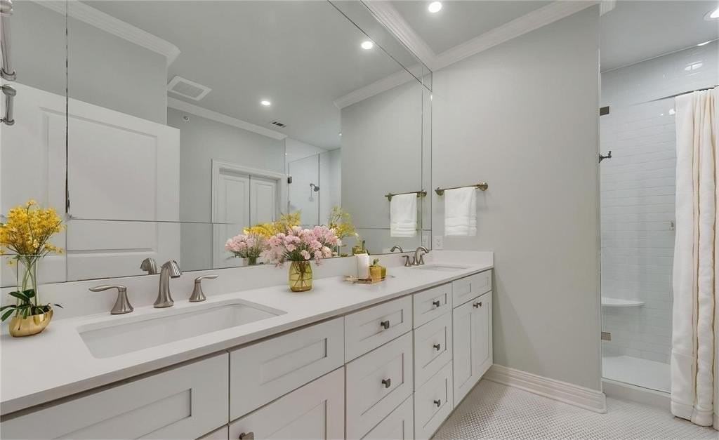 2500 King Arthur Blvd #304 - Photo 5 of 26