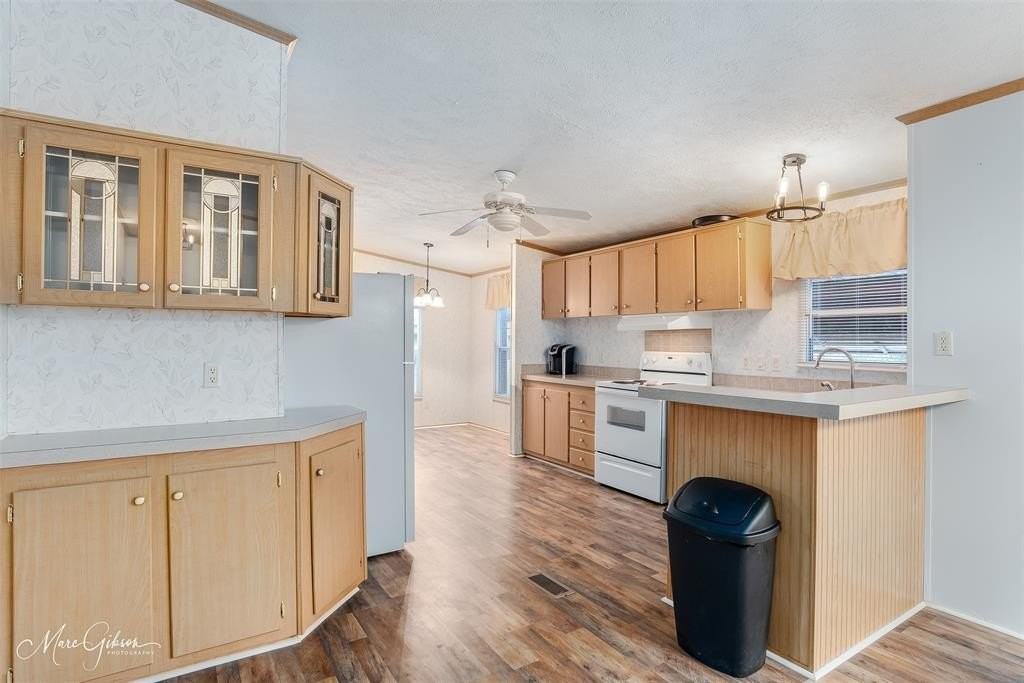 409 Glen Hbr - Photo 6 of 20