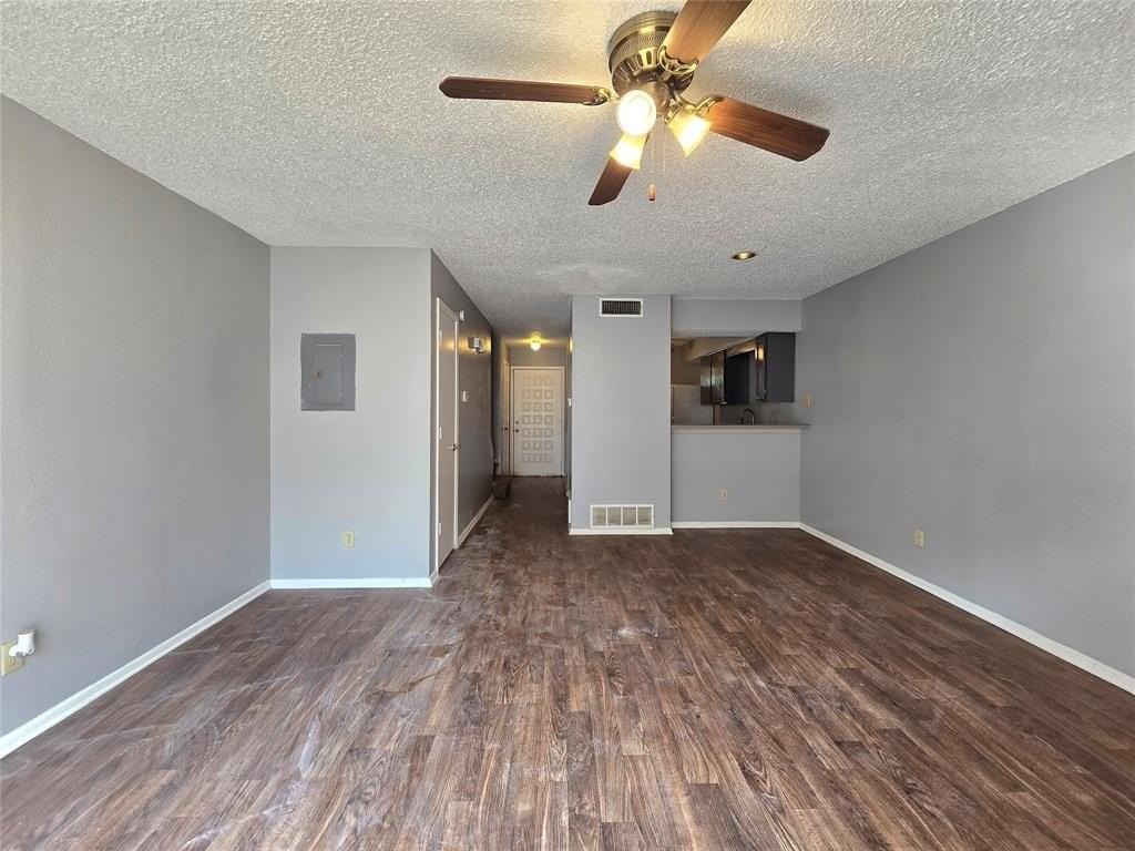 5807 Shadydell Dr #5807 - Photo 6 of 12