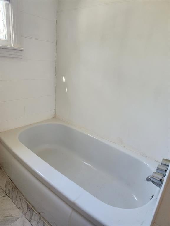 903 N Page St - Photo 5 of 12