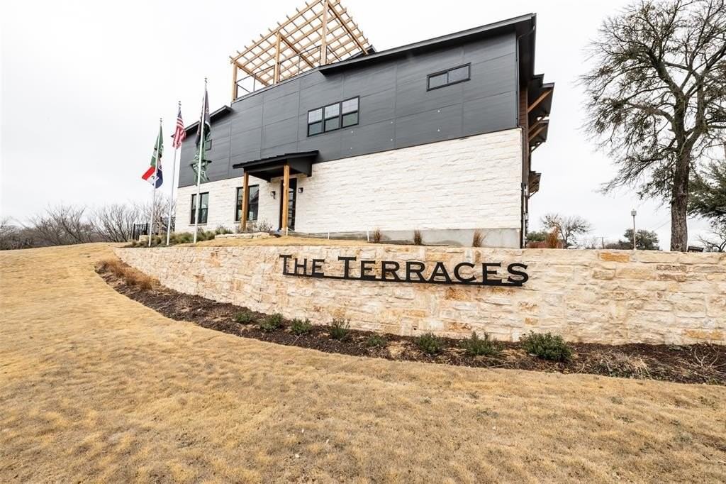 110 Clark Ln #110 - Photo 6 of 25