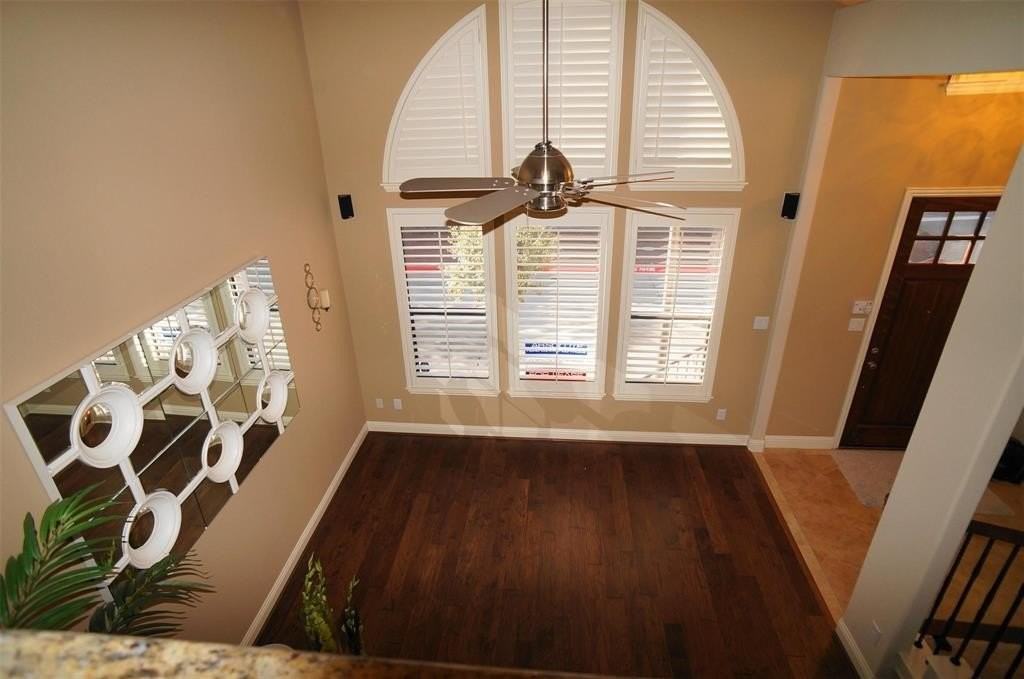 7240 Olivia Ln - Photo 3 of 11