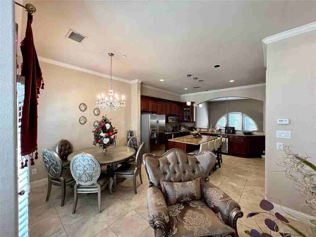 7240 Olivia Ln - Photo 6 of 11