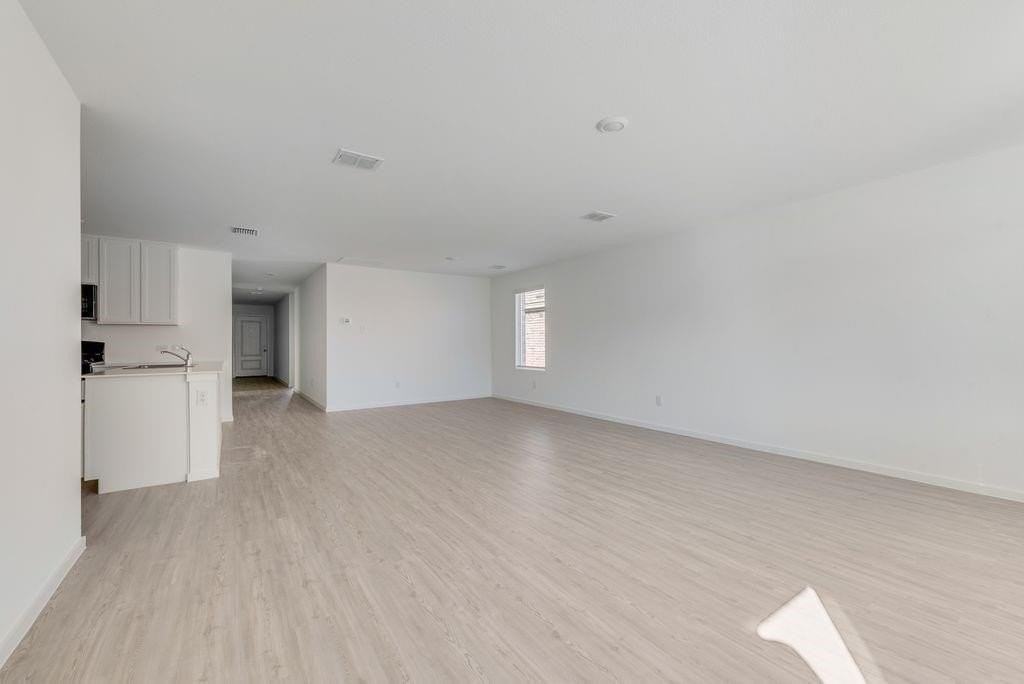 903 Ponderosa Ln - Photo 2 of 29