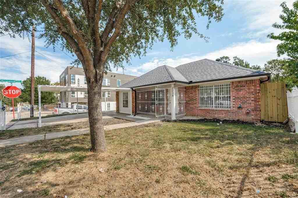 2238 Arroyo Ave - Photo 2 of 25