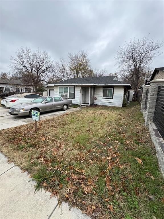 2717 Avenue I - Photo 4 of 24