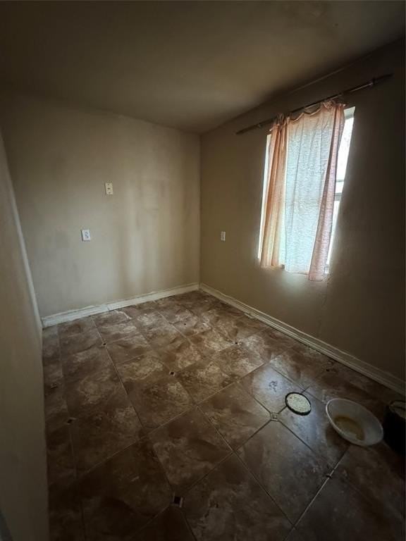 2717 Avenue I - Photo 7 of 24