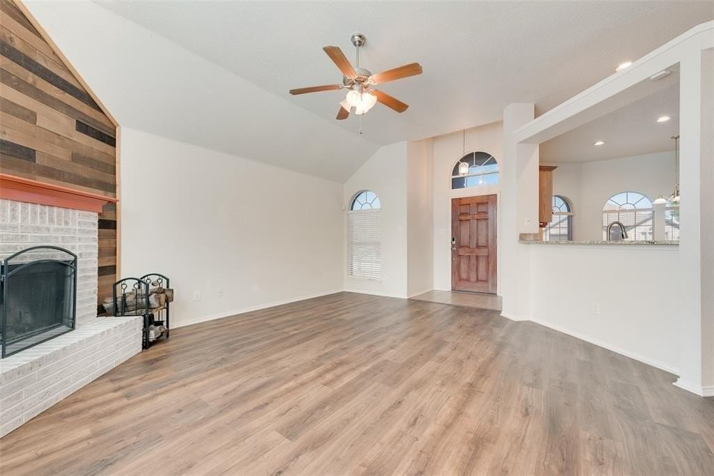 3010 Canary Ln - Photo 5 of 31