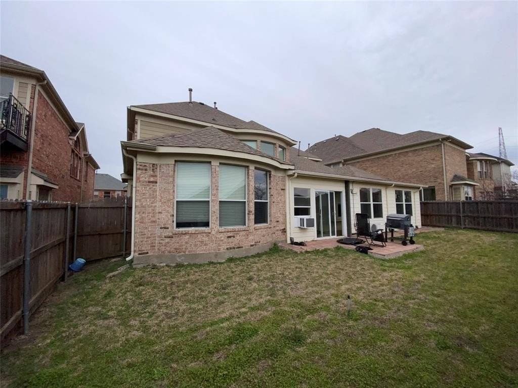 10045 Bluewater Ter - Photo 3 of 30