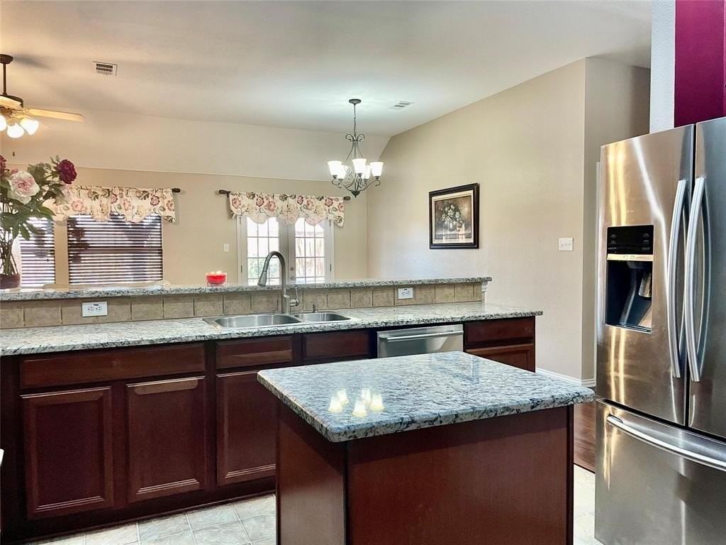 3210 Glenwood Dr - Photo 2 of 22