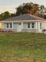 featured image of 2025 W Bermuda Rd
