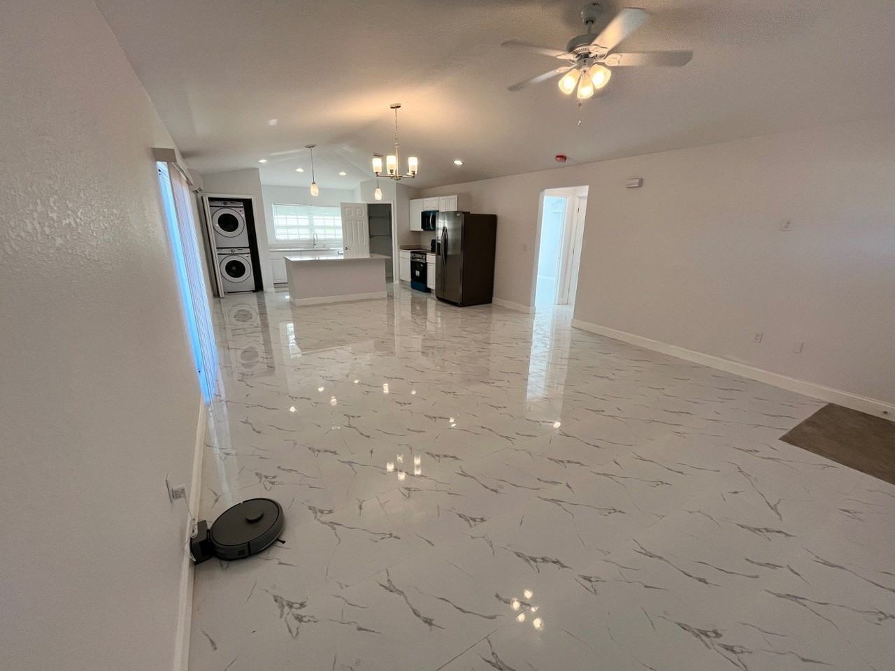 2025 W Bermuda Rd - Photo 3 of 12