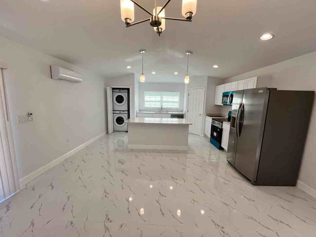 2025 W Bermuda Rd - Photo 4 of 12