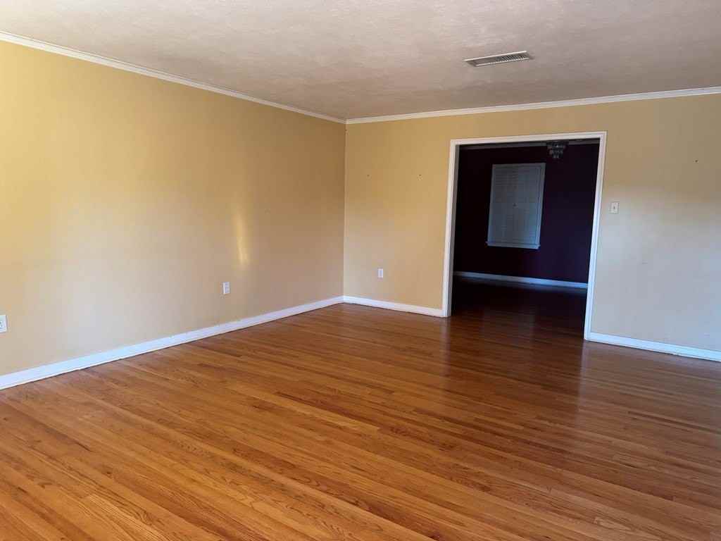 1002 W Louisiana Ave - Photo 4 of 6