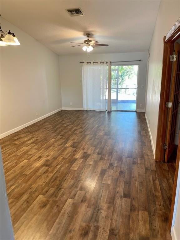 5512 Park Rd - Photo 5 of 19