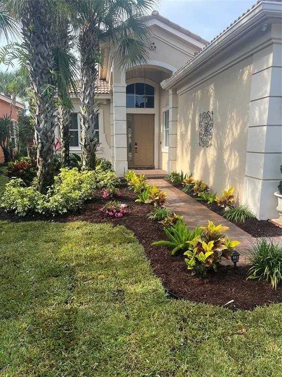 12200 Nw 77th Mnr - Photo 2 of 45