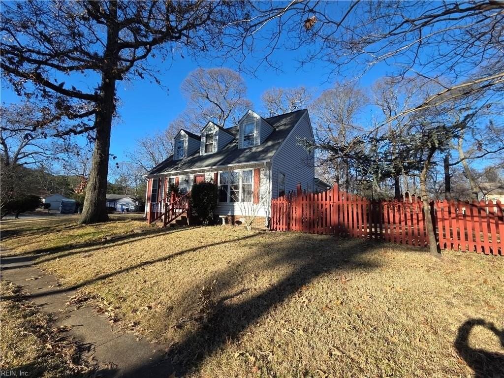 4400 Echo Ct - Photo 2 of 25