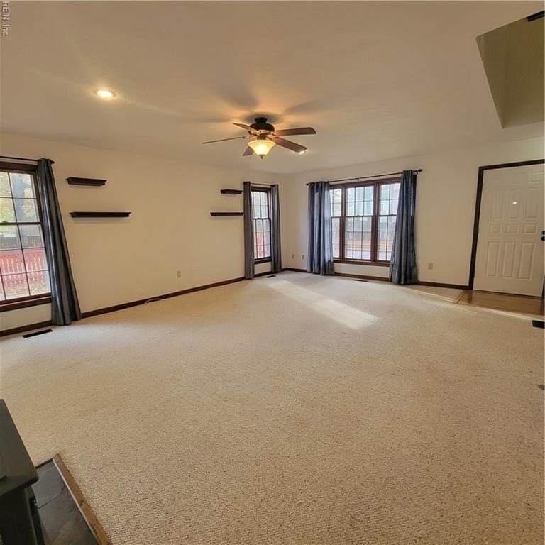 4400 Echo Ct - Photo 7 of 25