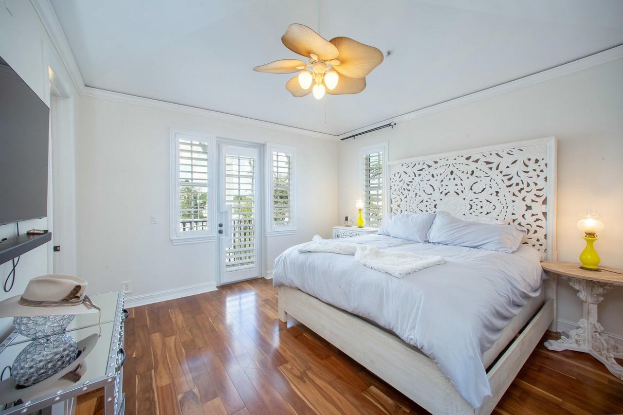 1970 S Dixie Hwy #R5 - Photo 5 of 15