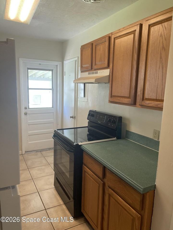 405 Rutgers Ave - Photo 5 of 25