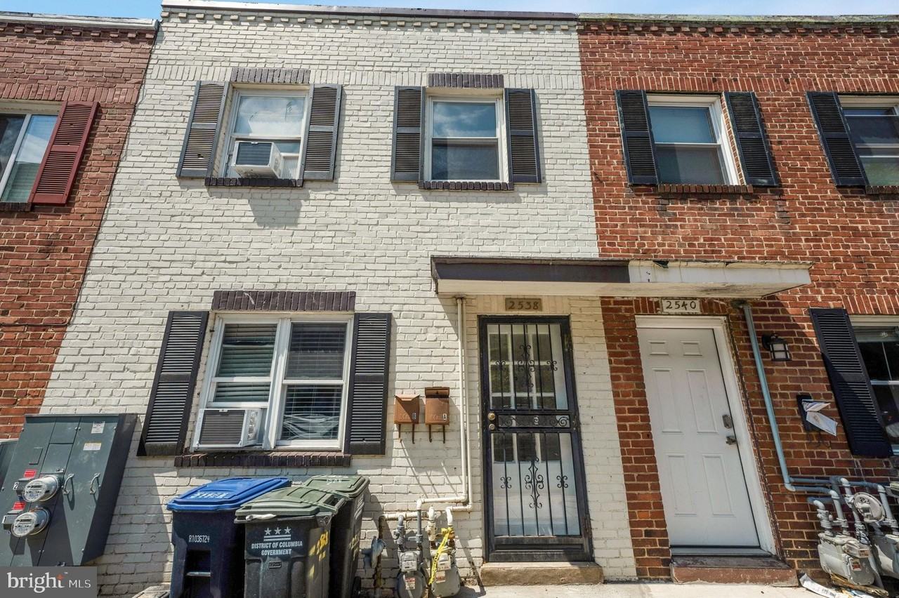 2538 9th St Nw Apt B #B - Photo 4 of 19