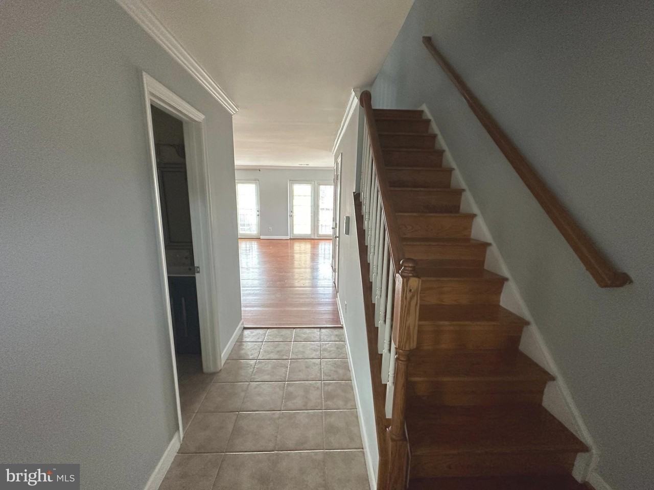 4033 Chesterwood Dr Unit 4033 #4033 - Photo 2 of 13