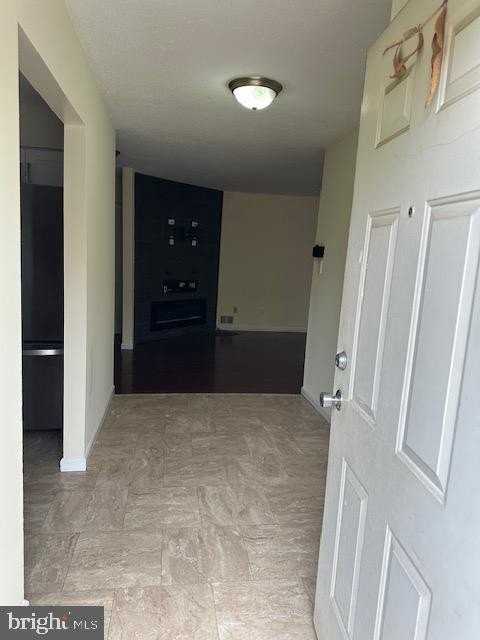 1001 Edison Glen Ter - Photo 2 of 7