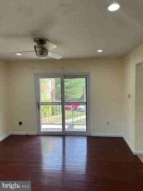 1001 Edison Glen Ter - Photo 6 of 7