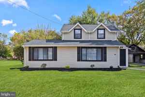 featured image of 2555 Trenton Rd