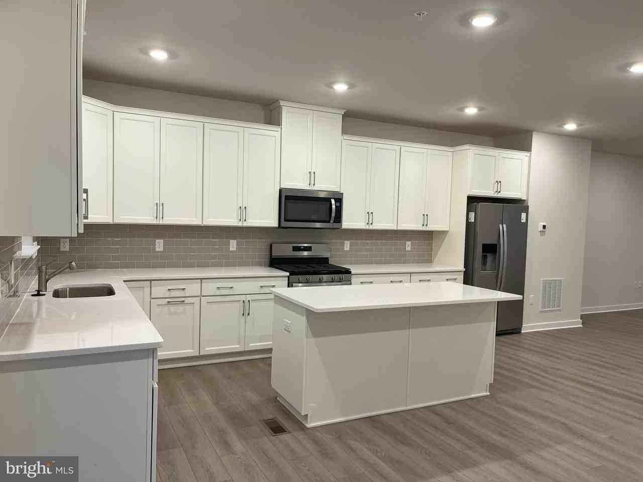 305 Nickel Ln - Photo 7 of 46